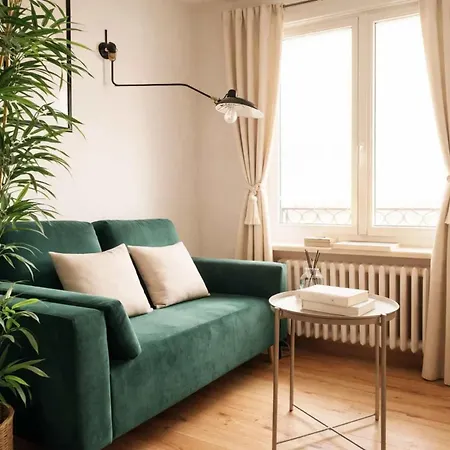 Cosy studio near Nation * Parigi